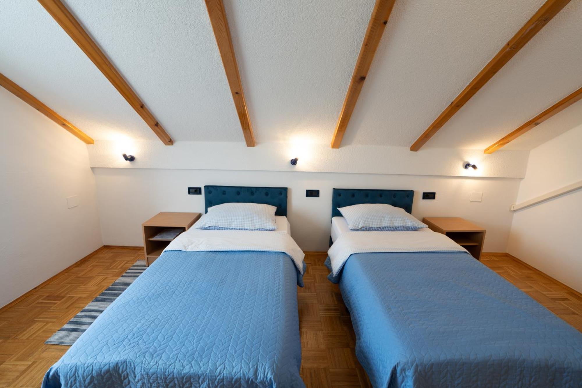 Apartman Miramare Otočac Exterior foto