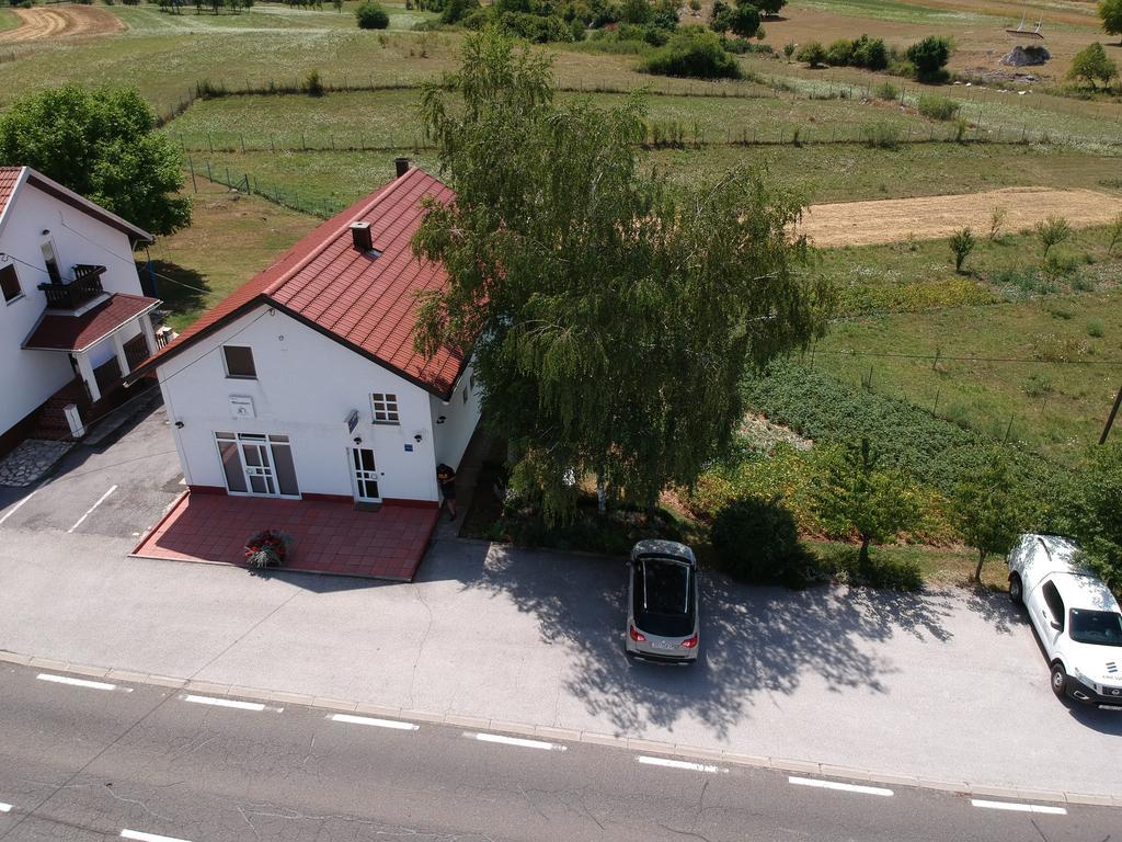 Apartman Miramare Otočac Exterior foto